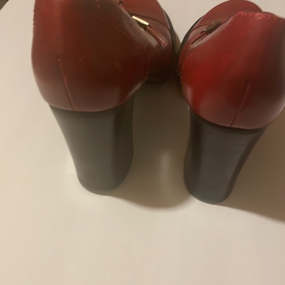 Nine West Red Leather Shoes - Picture 3 of 8
